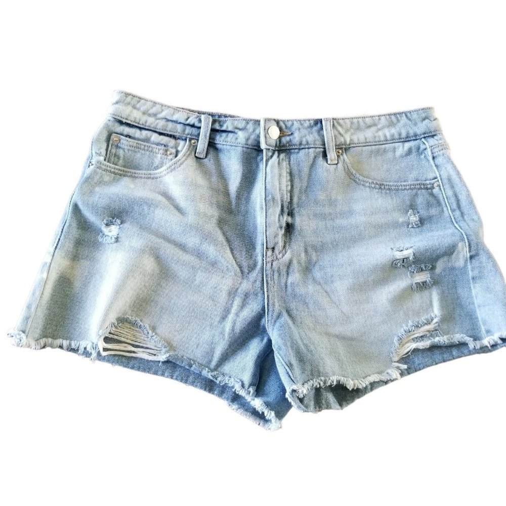 Time and Tru Jean Shorts Womens Size 12 Denim 3" Inseam Destressed Light Wash